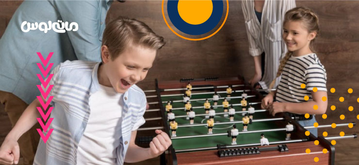 شادی دو پسر بچه از برد در فوتبال دستی