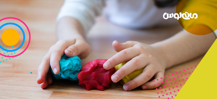 در هم امیختن خمیر های رنگی لا هم