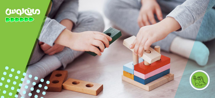 دو کودک در حال انجام بازی گروهی